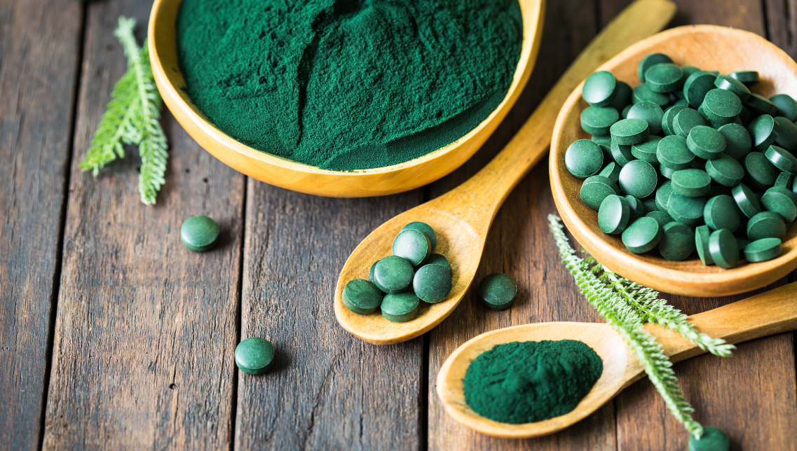 Spirulina: proprietà, benefici e utilizzi